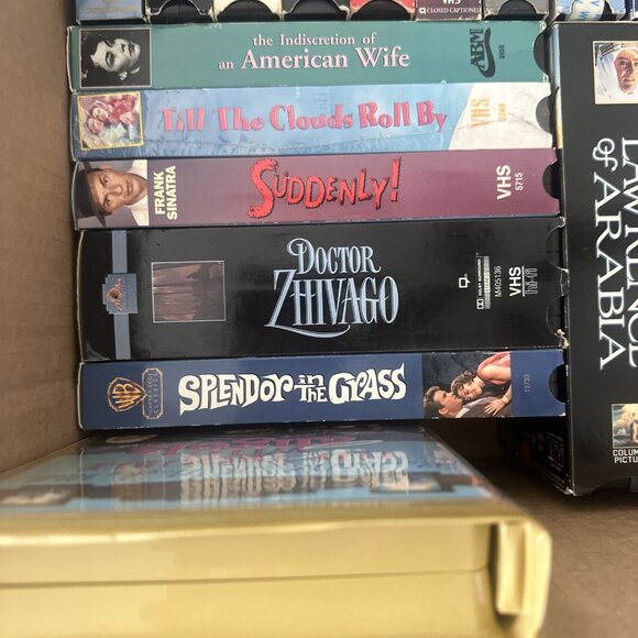 Lot of 22 Vintage VHS Classic Films – Noir, Drama, Bogart Hepburn Temple Kelly - Picture 5 of 6